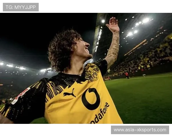 多特蒙德体育总监：年轻化战略不急于求成